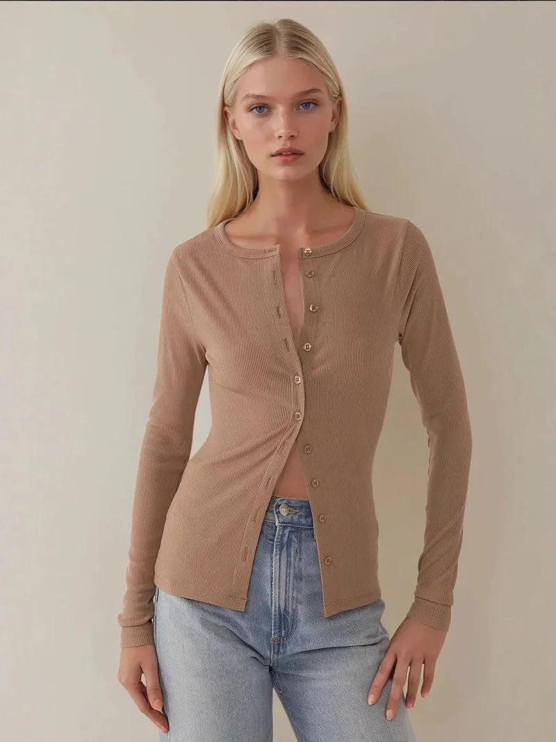 HICCUP Slim Fit V-Neck Long Sleeve Top
