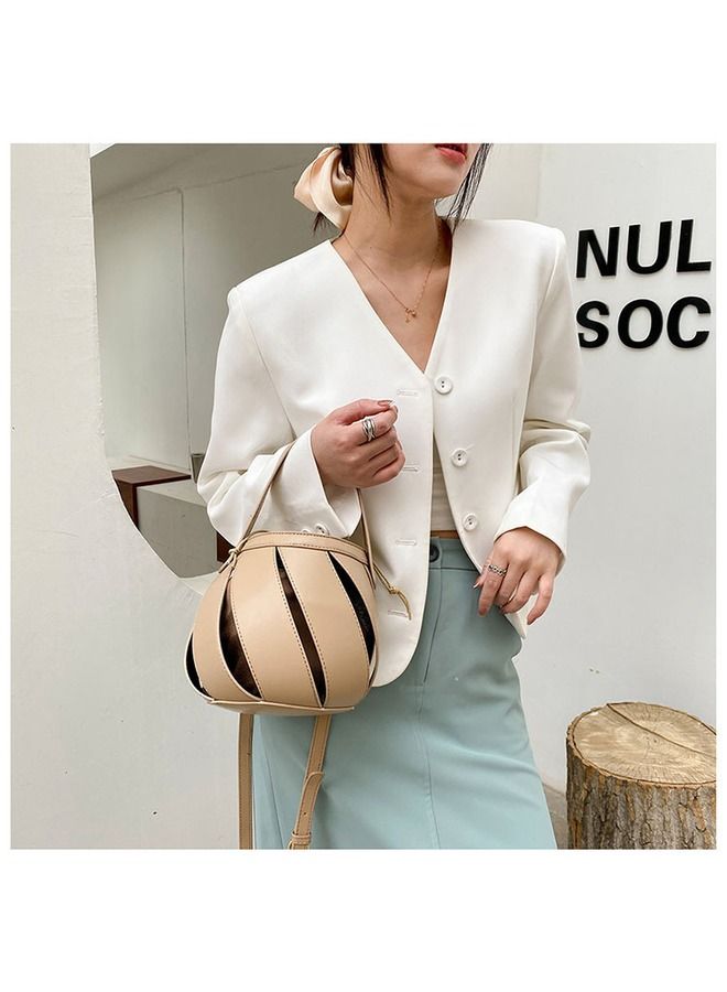 2022 stylish Bucket shape handbag and shoulder bag for women with drawstring closure single compartment super fashionable golden hardware and made of PU leather  - Image 4
