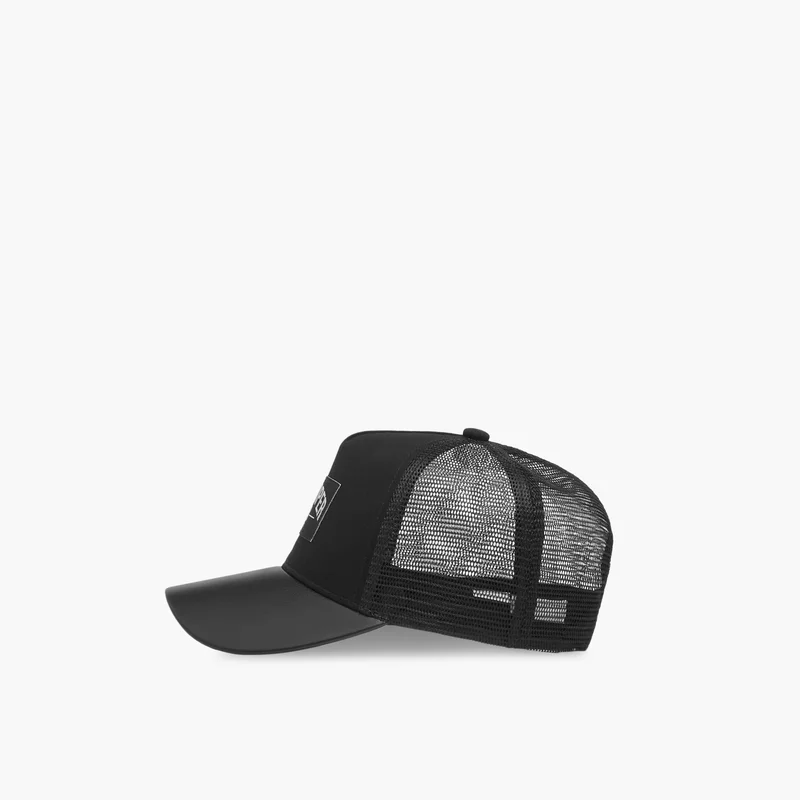 Lee Cooper Lee Cooper Logo Detail Panelled Cap with Snap Back Closure