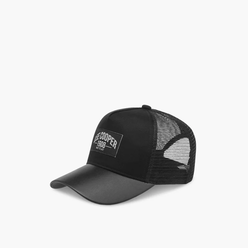 Lee Cooper Lee Cooper Logo Detail Panelled Cap with Snap Back Closure