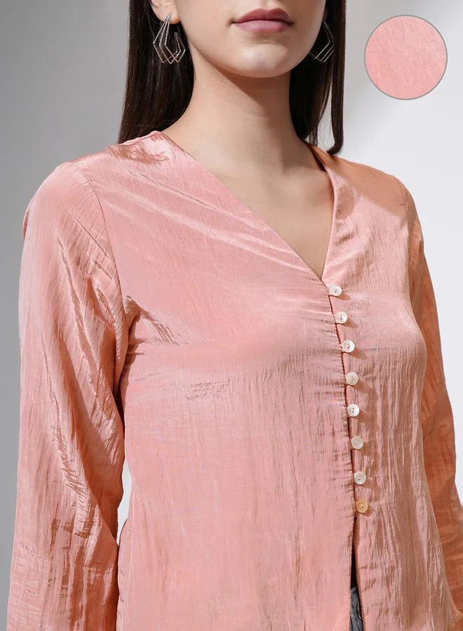 Tokyo Talkies Tokyo Talkies Textured V-Neck Buttoned Top