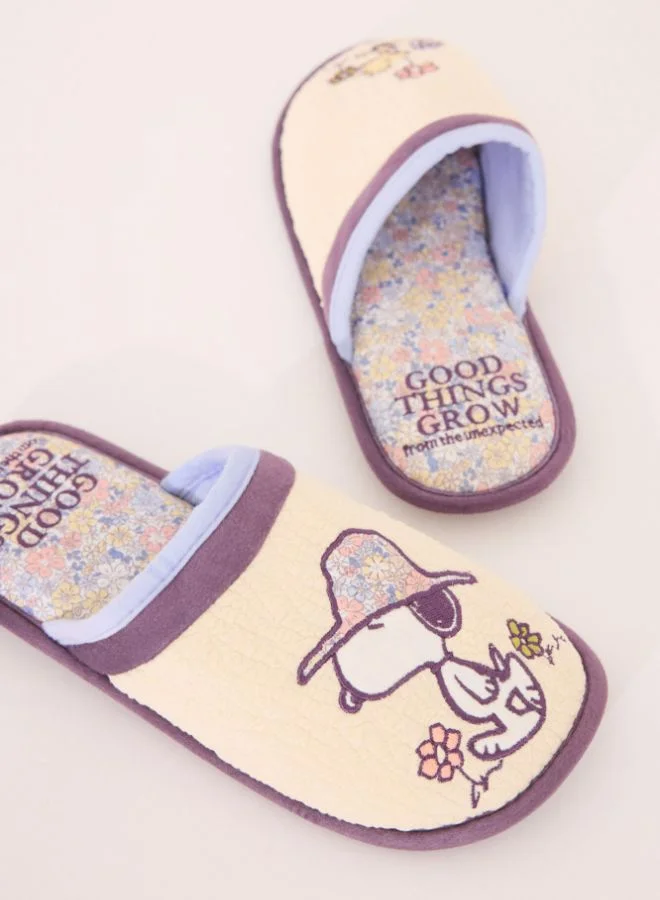 women'secret Snoopy yellow slippers