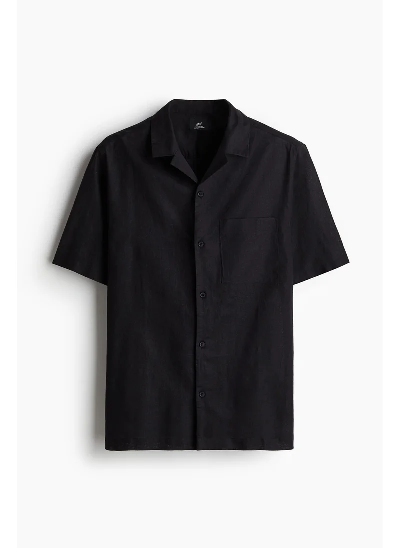 H&M Regular Fit Short-sleeved linen-blend shirt