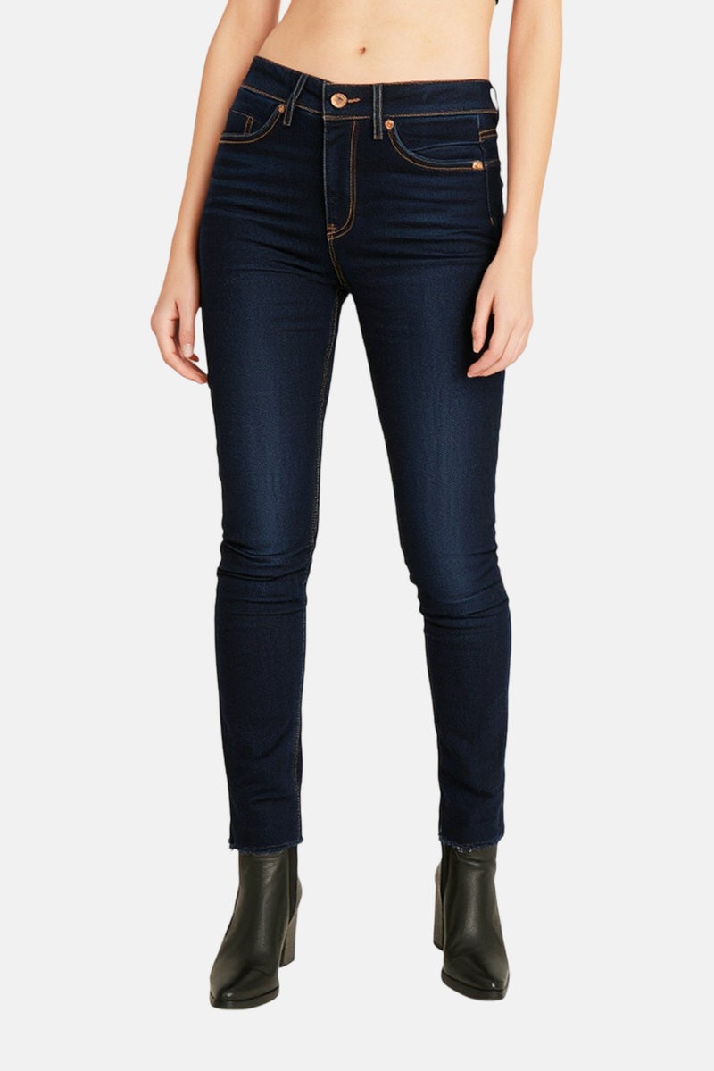 Levi's جينز دنيم مغسول ضيق للنساء، أزرق - Image 1