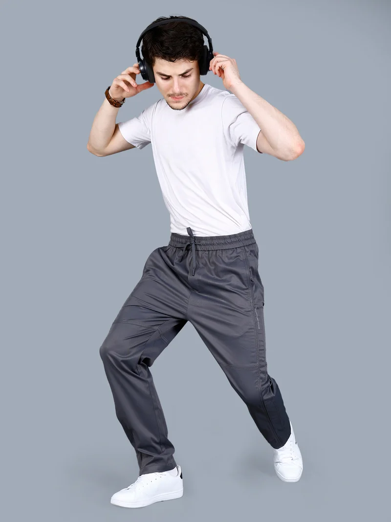 Fort Collins Fort Collins Men Solid Pants with Zip Pocket