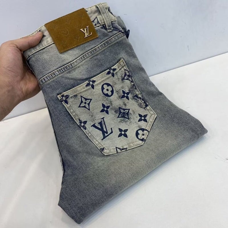 Unisex Classic Denim Jeans Loose Fit Daily Outdoor Wear - Image 5