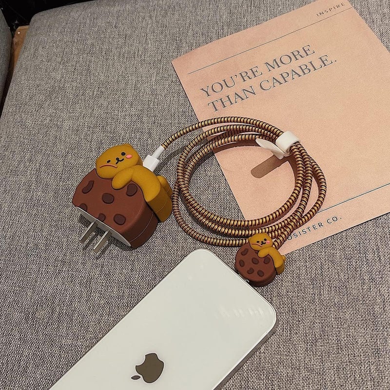 CERLINK حامي كابل لشاحن آبل آيفون 20W/18W نوع C، غلاف محول كرتوني ثلاثي الأبعاد لطيف لحماية الكابل بالكامل (دب بسكويت) - Image 5