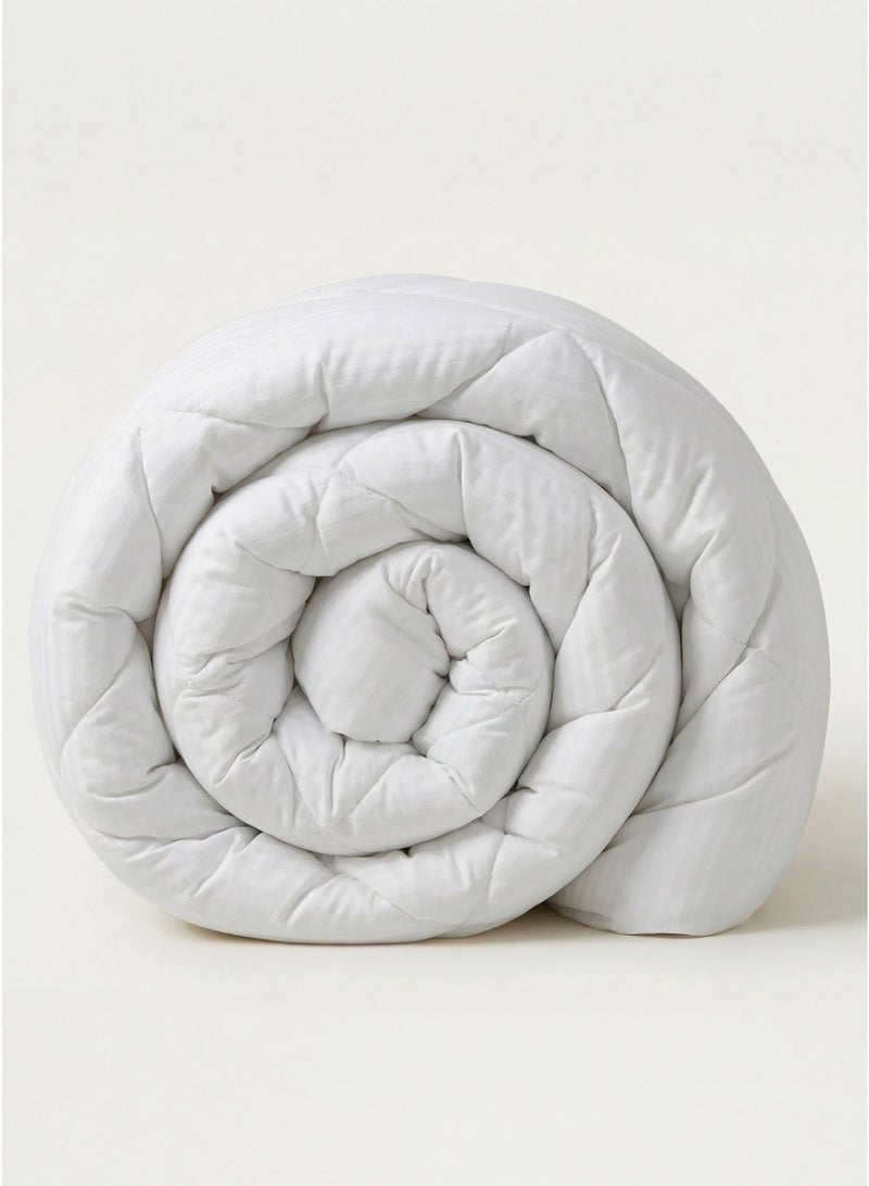 Good Sleep Duvet Queen Size | Comforter 200x230 cm | Ultra-Soft Hotel-Quality Filling | Fluffy, Breathable & Hypoallergenic | White | All-Season Quilt | Made in Dubai - Image 1