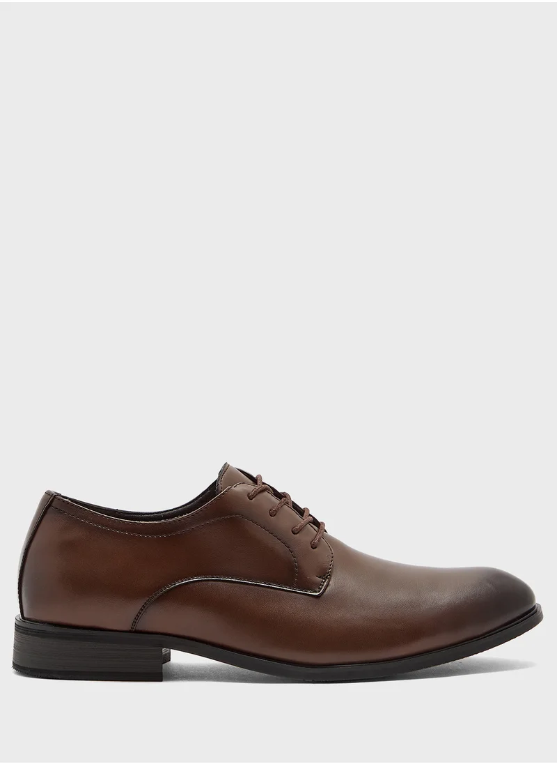 روبرت وود Essential Formal Lace Up