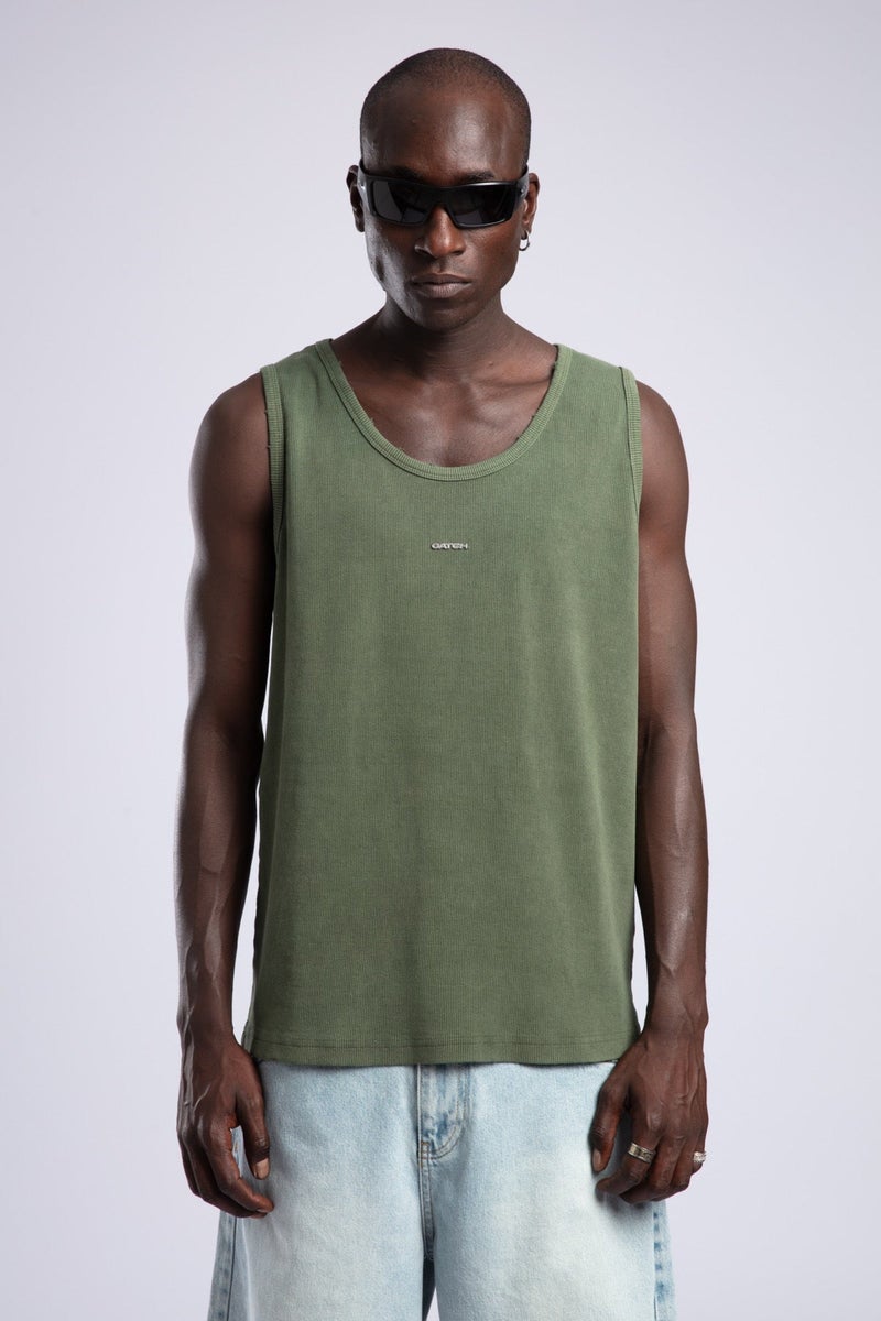 كاتش تيشيرت بدون أكمام بشعار معدني - Image 1