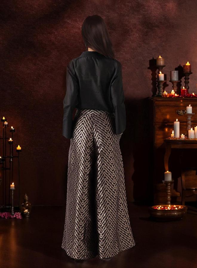 آي شين طقم منسق من قميص ساتان سادة وبنطال بالازو - Image 4