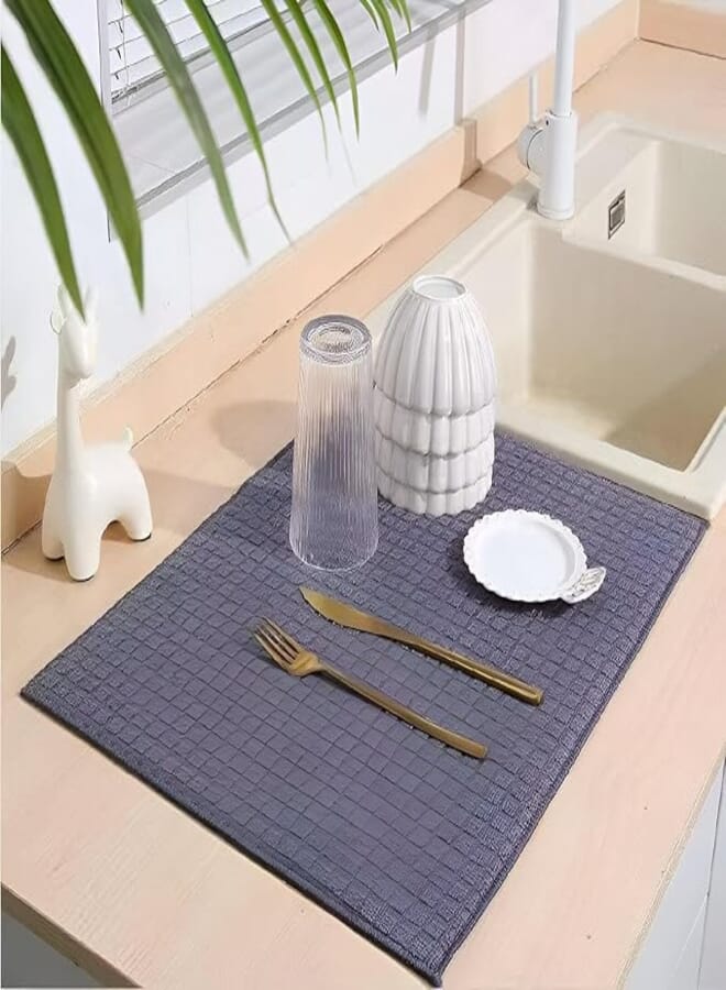 Microfiber Drying Mat for Kitchen,Highly Absorbent 40 x 50 cm Ideal for Drying Pots, Dishes, Vegetables Quickly and Help Keep Kitchen Clean and Prevent Water Damage (1 Mat)