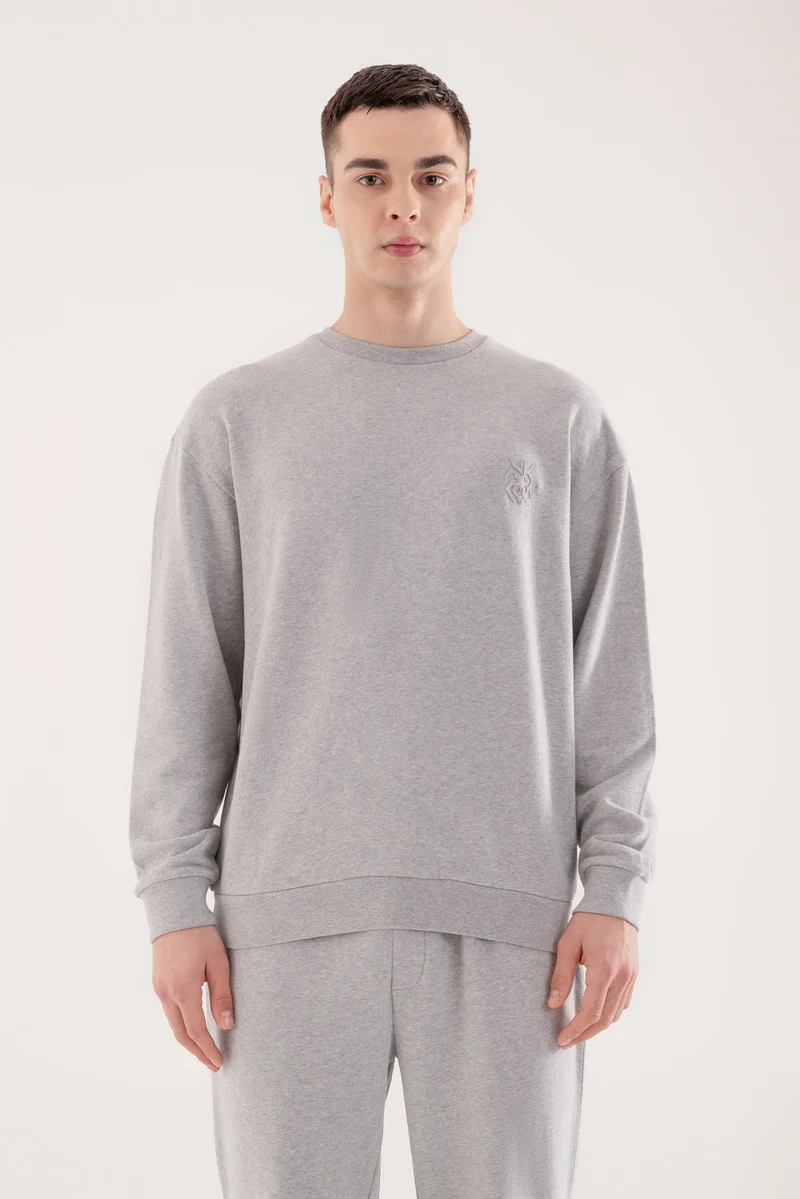 Esso5 Embossed Logo Sweatshirt