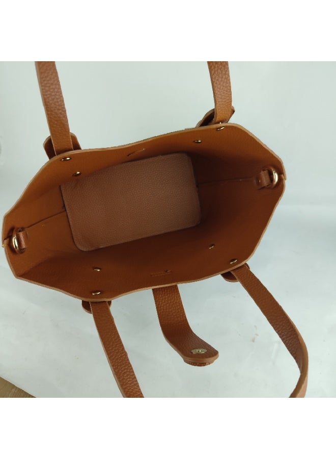 High-quality leather women's handbag that fits all your needs - Image 4