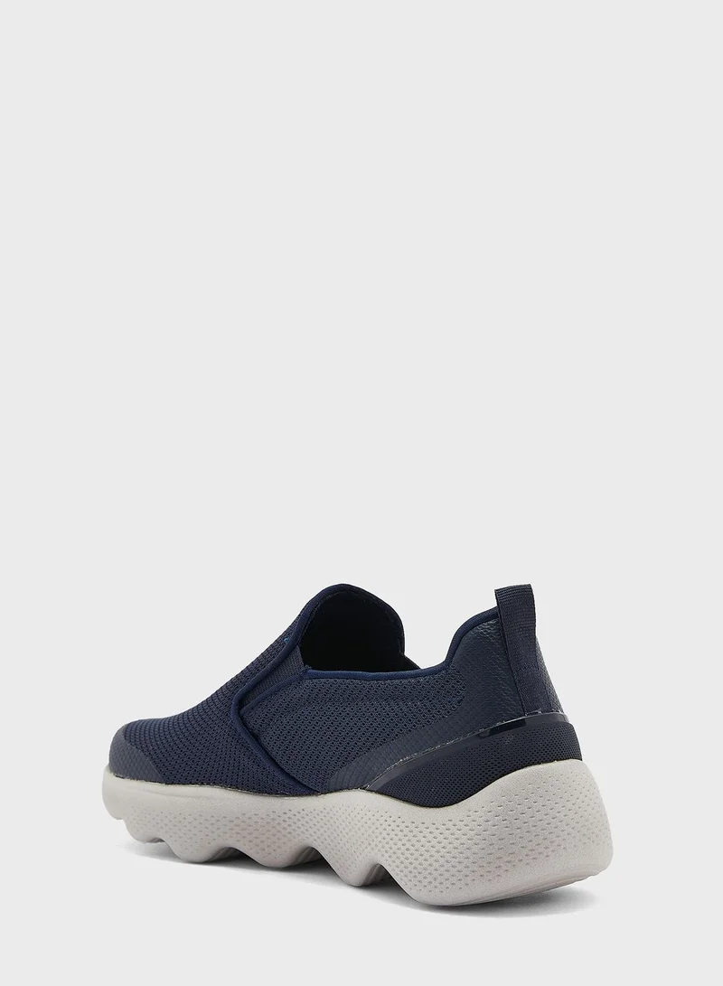 SKECHERS Go Walk Massage Fit