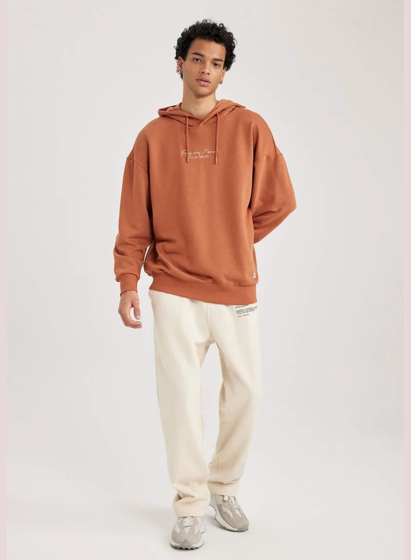 ديفاكتو Regular Fit Straight Leg Joggers