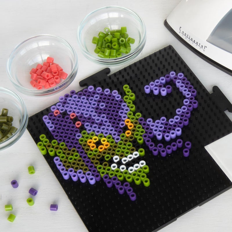 Perler مجموعة حبات بيرلر مارفل سبايدر مان الفاخرة، 12 نمط فريد مع لوحة دبابيس، متعددة الألوان 4453 قطعة - Image 5