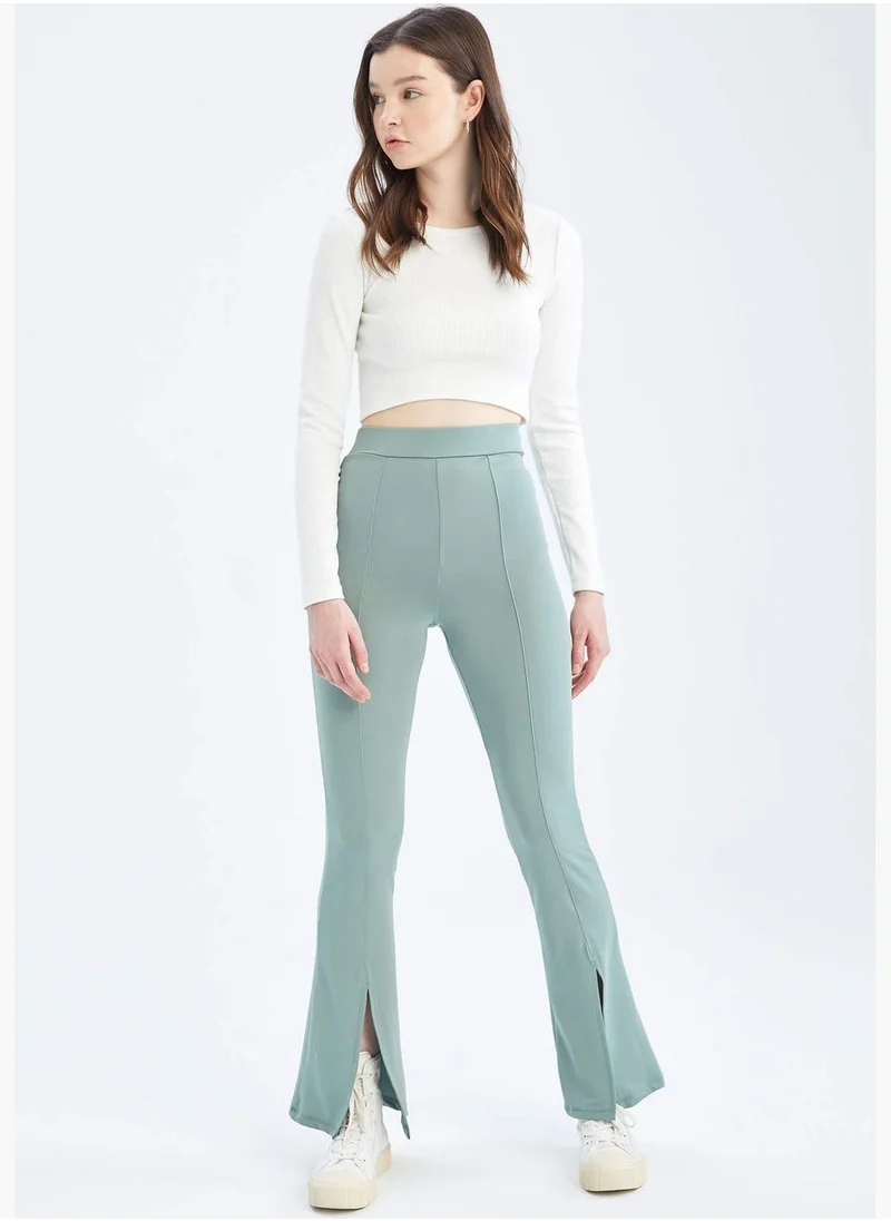 ديفاكتو Woman Legging Fit Trousers