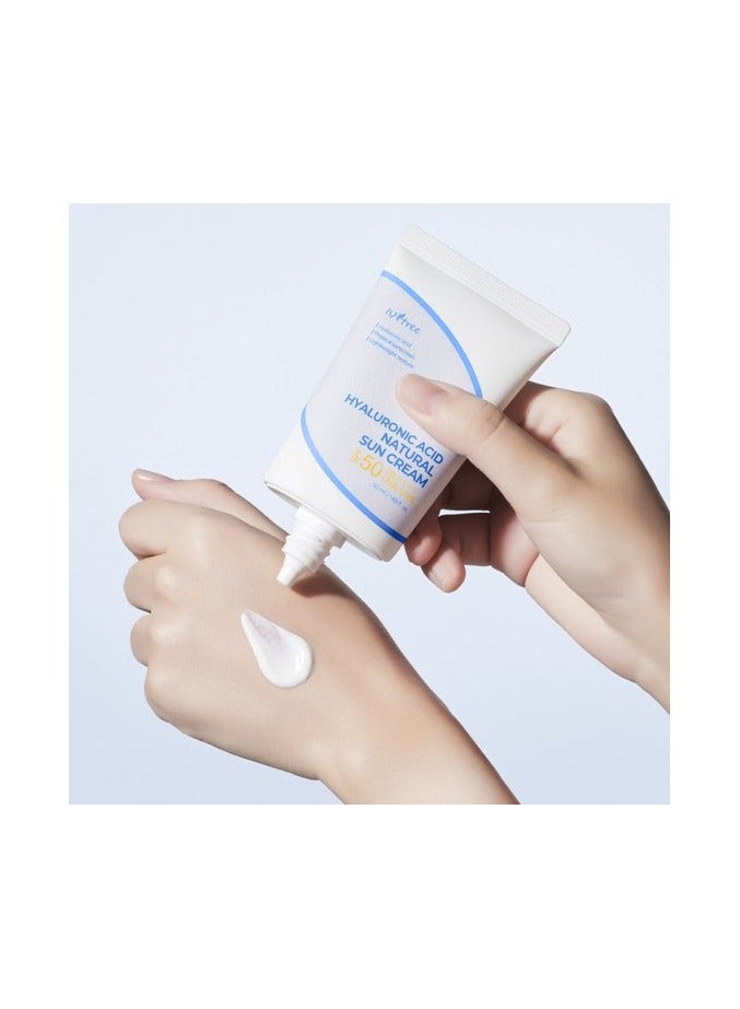 ايسنتري Isntree - كريم شمس طبيعي بحمض الهيالورونيك SPF50+ PA++++ UVA/UVB - 50 مل - RENEW - Image 2