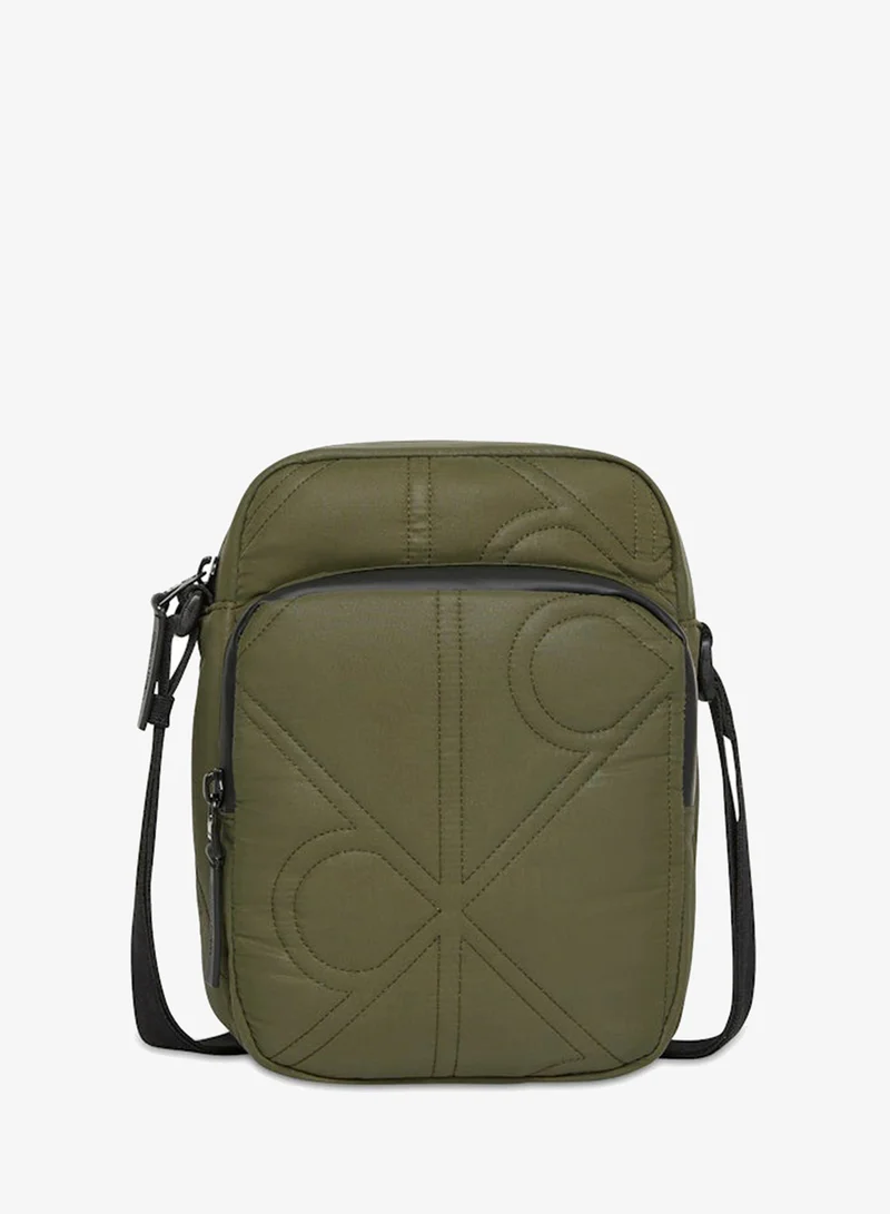 كالفن كلاين جينز سترة منتفخة للمراسلين