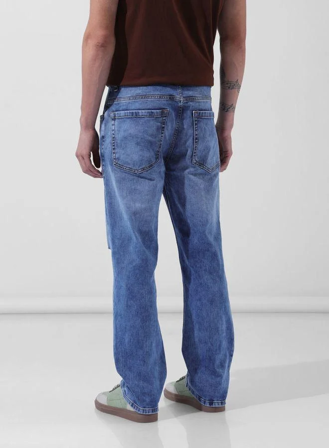 The Indian Garage Co Men Regular Fit Solid Scoop Pocket Mid-Rise Jeans