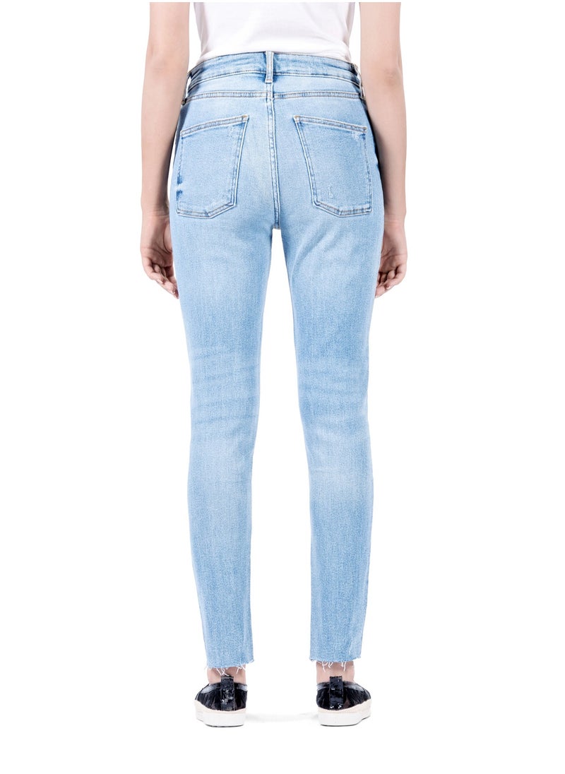 ويب دنيم بنطال جينز ضيق عالي الخصر للسيدات من Web Denim - دينم مطاطي، ممزق للركبة، حاشية مقصوصة، بنطال بقصة ضيقة  - Image 3
