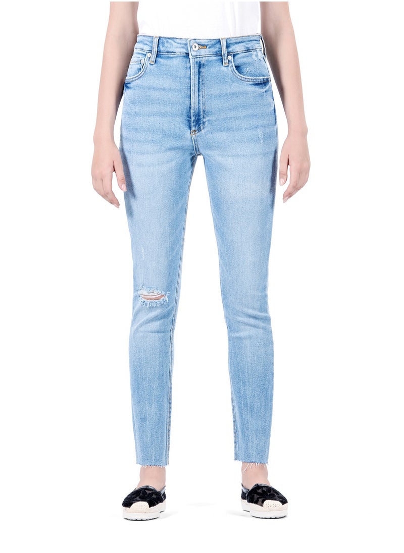 ويب دنيم بنطال جينز ضيق عالي الخصر للسيدات من Web Denim - دينم مطاطي، ممزق للركبة، حاشية مقصوصة، بنطال بقصة ضيقة  - Image 2