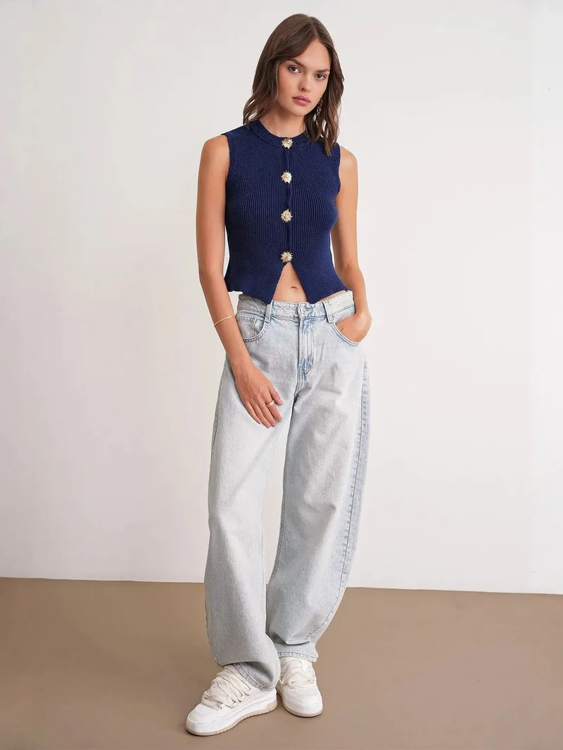 MixRay Mixray Textured Knit Crop Top with Button Details