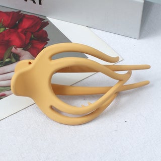 Sleek Korean-Style No-Trace Hair ClawTCB-760-XP yellow TCB-760-XP yellow - pzsku/Z183956AD8DB08F36A3D5Z/45/1746217368/ac35dd7d-8b9e-478d-a73b-2bcf042d7157