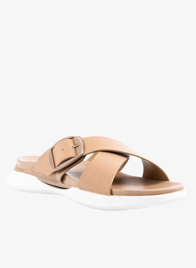 باتا صندل كاجوال فلات من كومفيت - Image 2