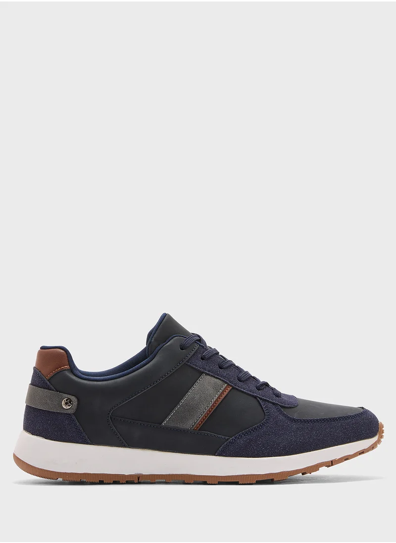Robert Wood Casual Sneakers