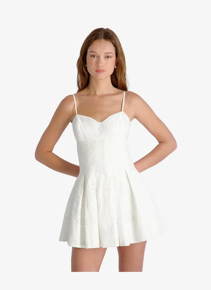 Women's Summer White Svea Flrl Eyelt Mini Flr Dress