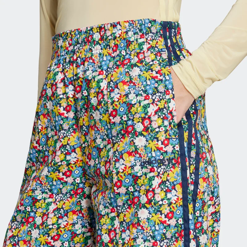اديداس اوريجينالز Liberty London Wide Leg Track Pants