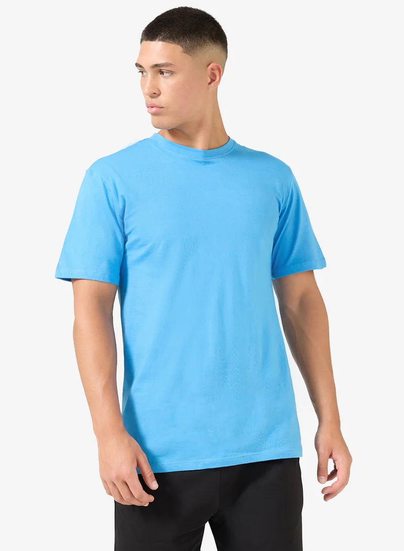 Seventy Five  Essential Short Sleeve T-Shirt And Shorts Set for Men | Best Price UAE