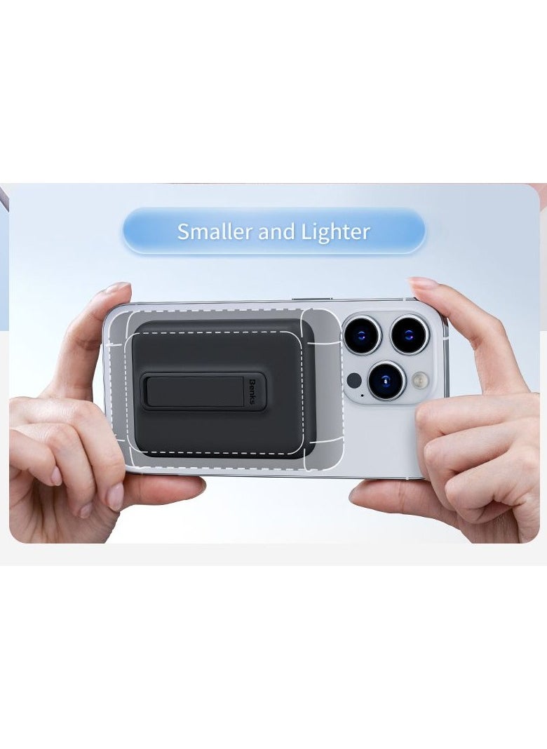 Benks - Benks Magnetic Power Bank, 6,000mAh Foldable Kickstand Wireless Portable Charger, MagSafe Battery Pack for iPhone 15/14/13/12 Series White - Image 1