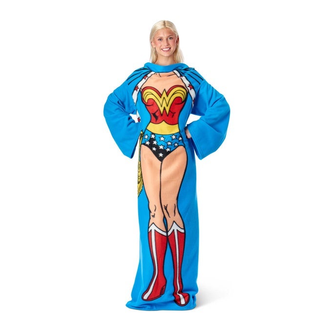 WONDER WOMAN ADULT SILK TOUCH COMFY THROW BLANKET WITH SLEEVES 48 X 71