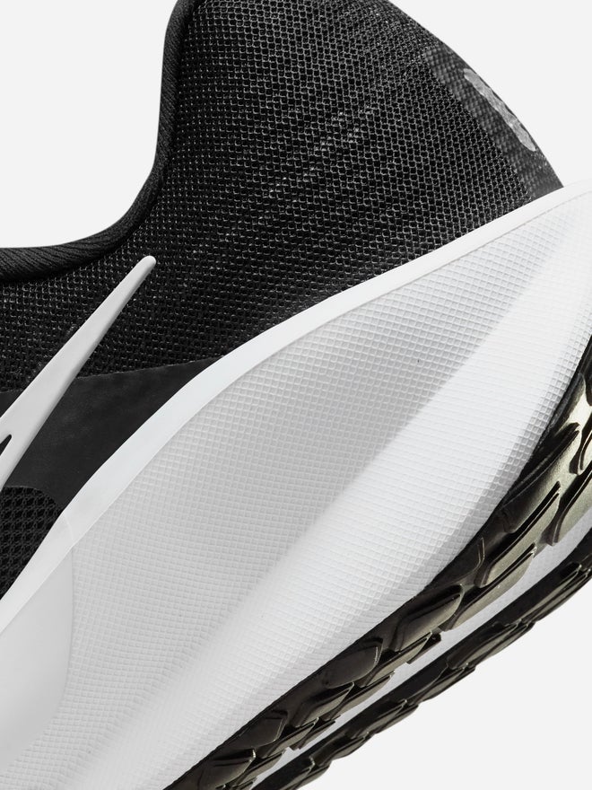 Nike Downshifter 13 Road Running Shoes - Image 2