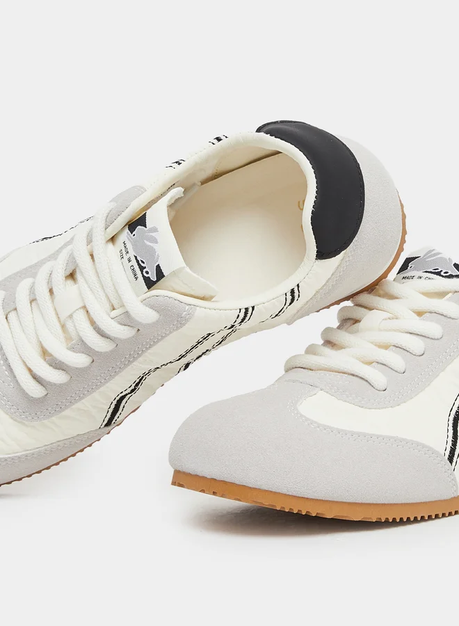 Styli Styli Retro Side Striped Lace Up Sneakers