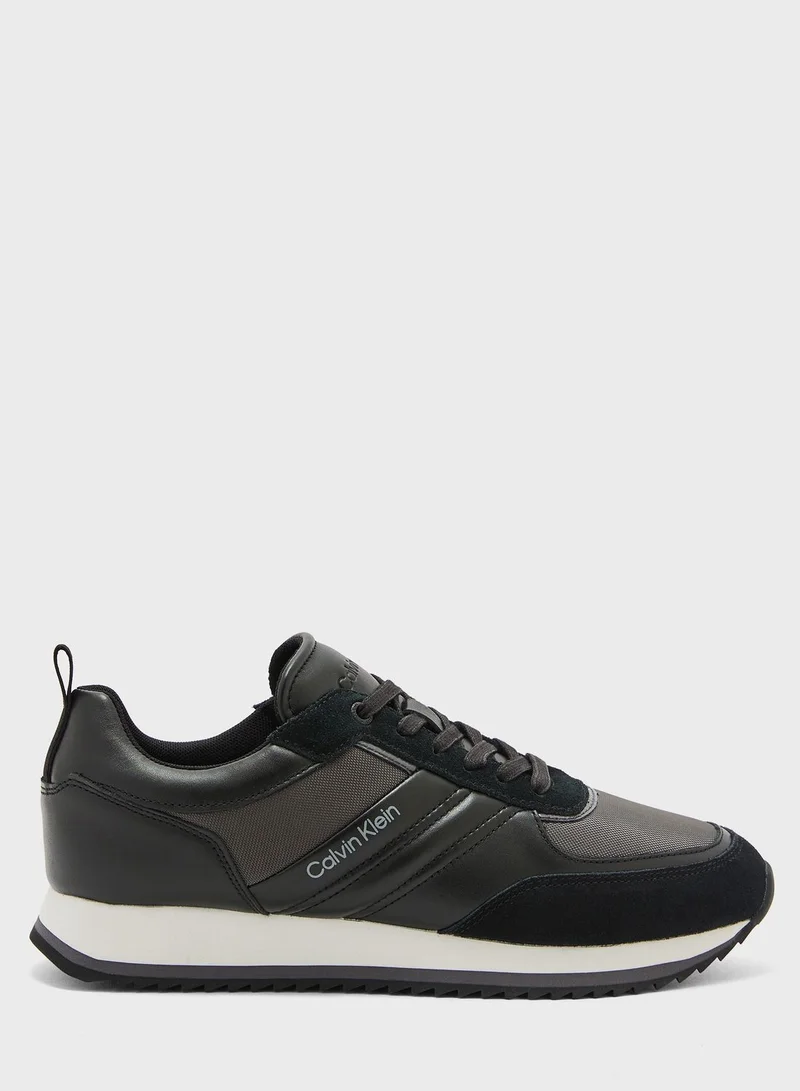 CALVIN KLEIN Low Top Lace Up Sneakers