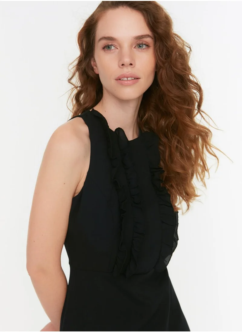 trendyol Crew Neck Ruffle Detail Dress