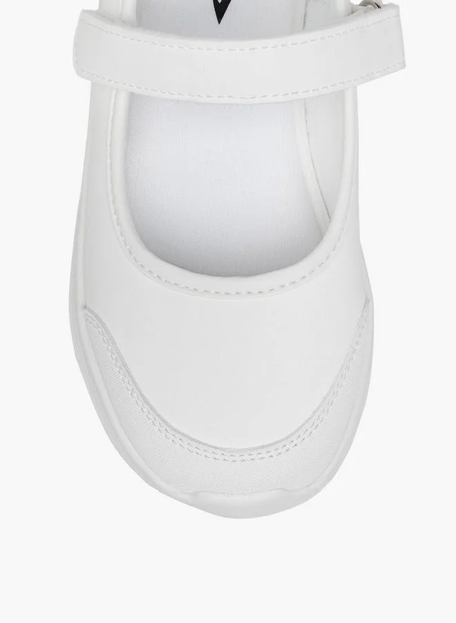 داش حذاء مدرسي بناتي بلون موحد وإغلاق بشريط لاصق