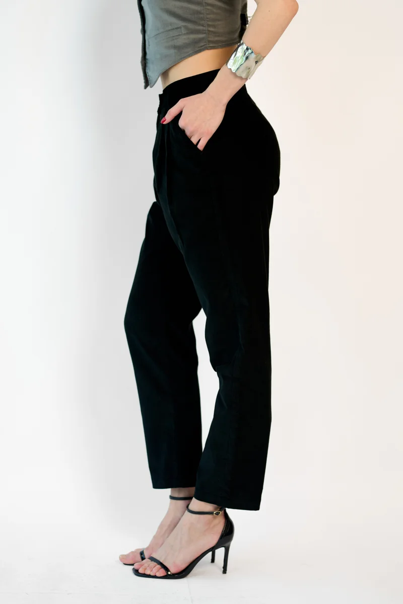Virgio  Solid Cotton Front-Pleated Straight Fit Pant for Women for Women | Best Price UAE