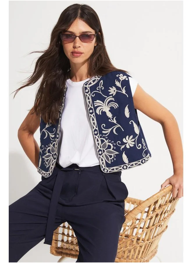 جون June Women 100% Cotton Embroidered Detailed Vest Navy