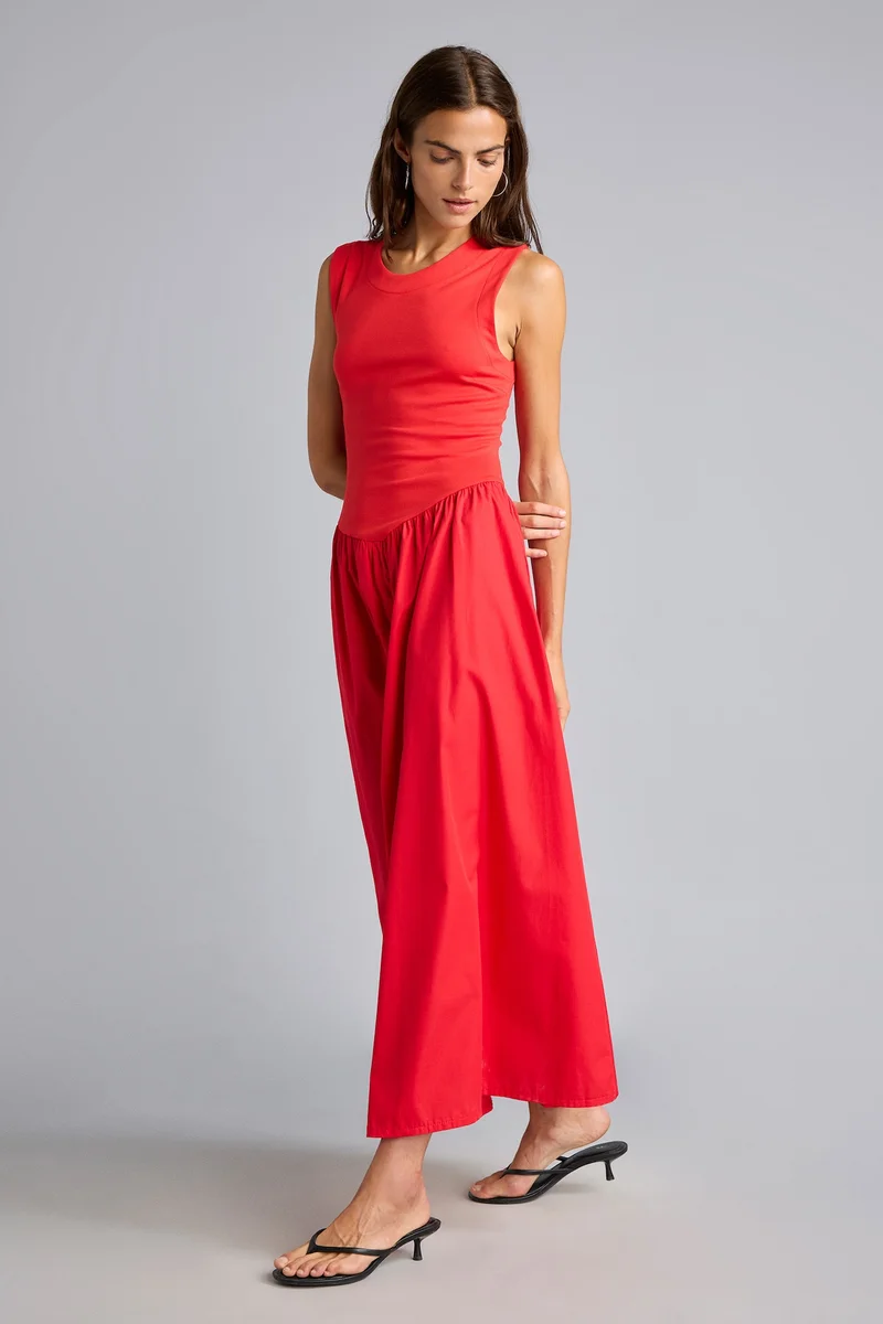 ديفاكتو Crew Neck Short Sleeve Midi Dress