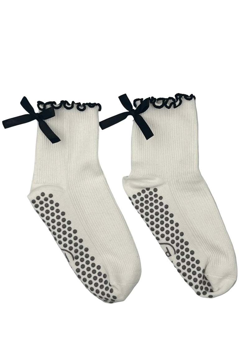 Prickly Pear White & Black Scallop Edge Bow Crew Yoga/Pilates Grip Socks, One Size Fits Most - Image 3
