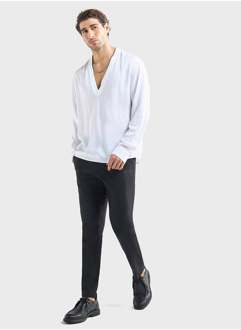 FAV Relaxed Fit Solid T-Shirt with V-neck and Long Sleeves  - Image 4