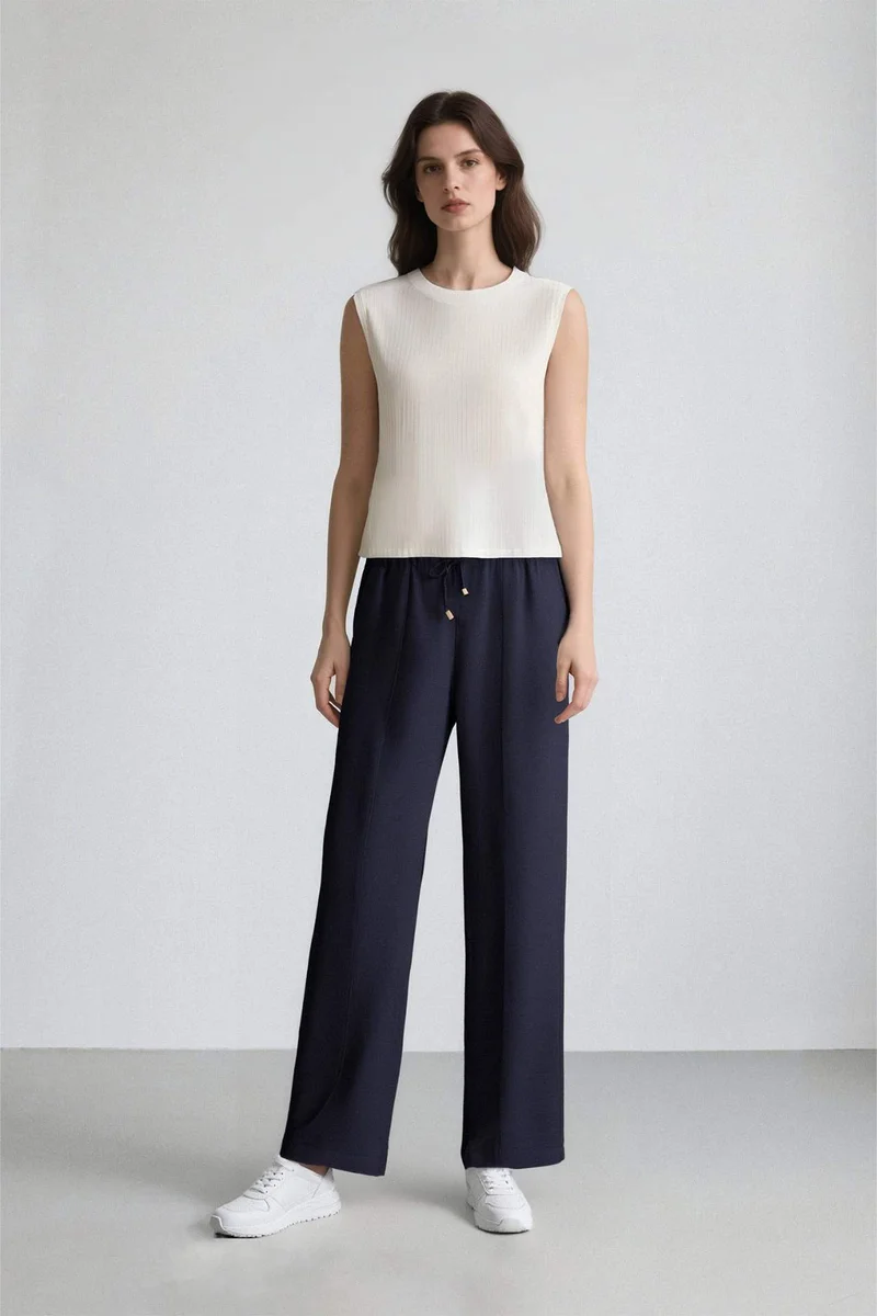 ديفاكتو Wide Straight Leg Pocketed Laced Trousers