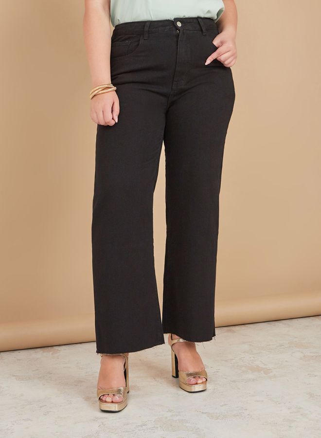 Styli Frayed Hem Relaxed Fit Jeans - Image 1