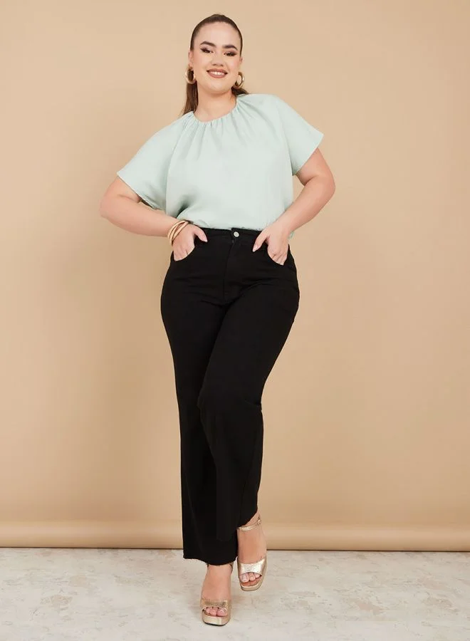 ستايلي Frayed Hem Relaxed Fit Jeans
