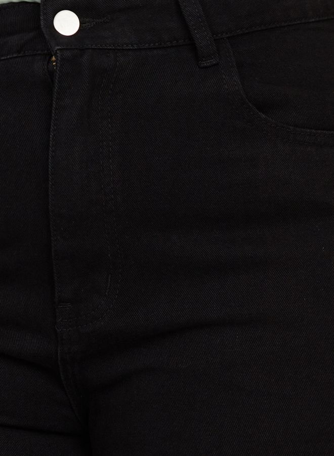 Styli Frayed Hem Relaxed Fit Jeans - Image 3